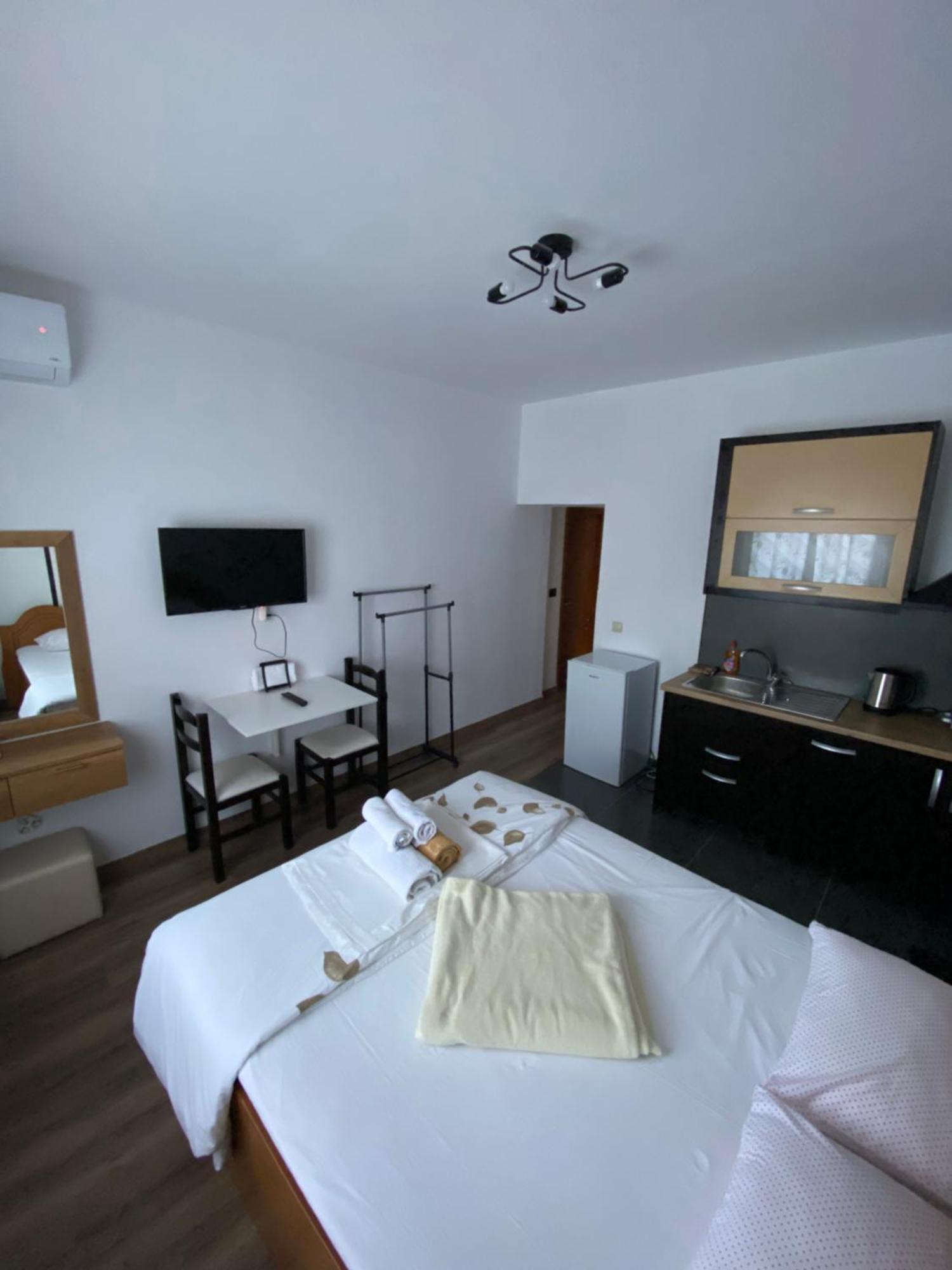 Elti Apartment Sarande Ngoại thất bức ảnh